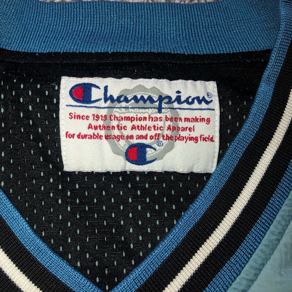 Timberwolves Pullover - Picture 7 of 9